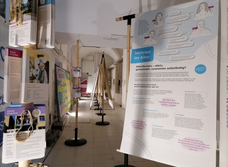 Wanderausstellung &quot;Wie geht's, Alter?&quot;